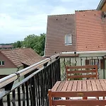 Les Cigogneaux 3*